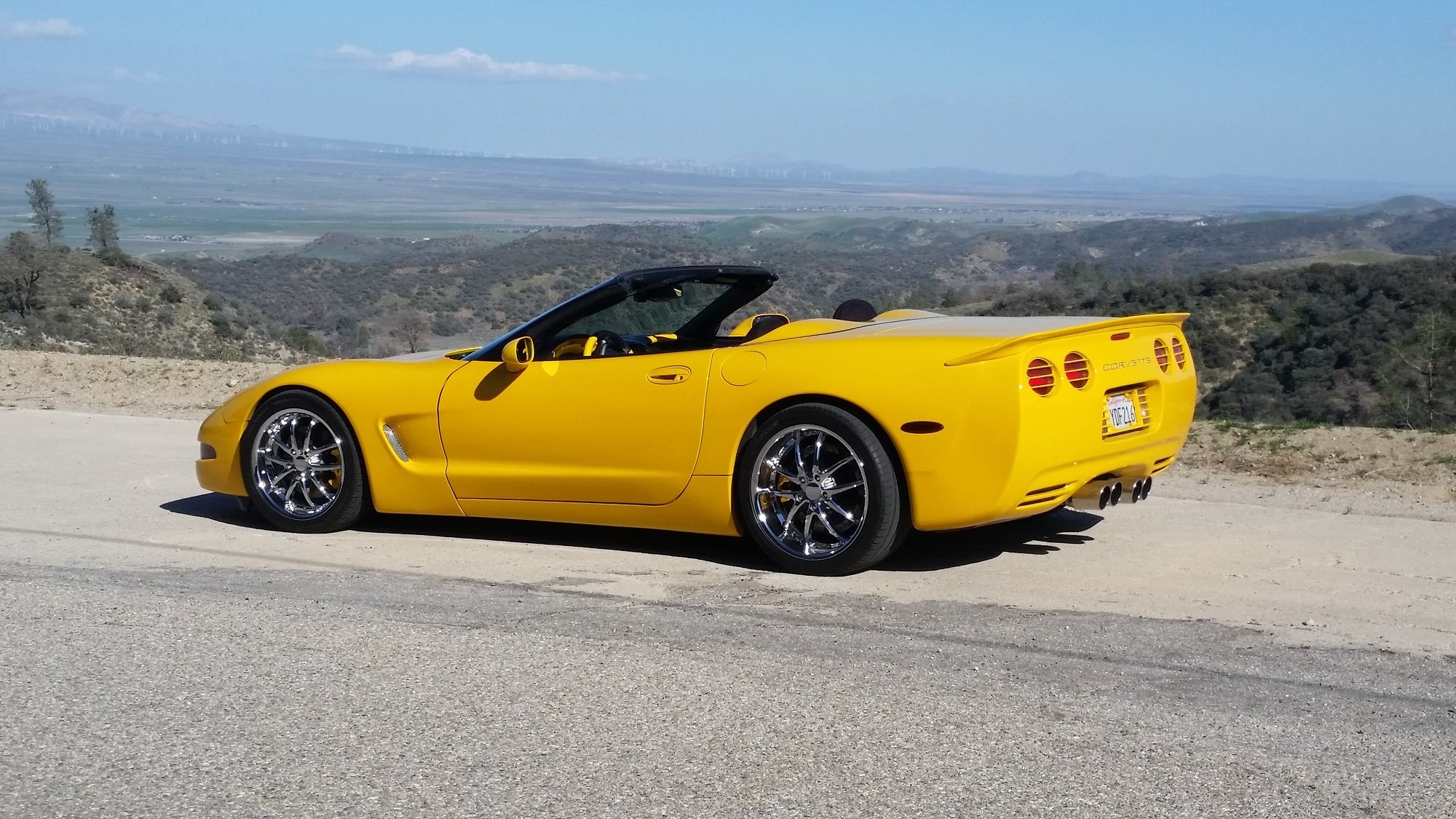 Corvette Generations/C5/C5 2000 Yellow Left Side view.jpg